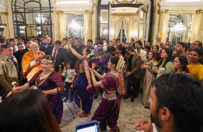PM receives a rousing welcome by Indian community on his arrival at hotel, in Buenos Aires, Argentina on July 04, 2025.:Prime Minister's Office PM receives a rousing welcome by Indian community on his arrival at hotel, in Buenos Aires, Argentina on July 04, 2025.:Prime Minister