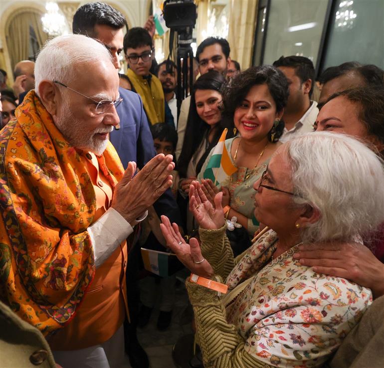 PM receives a rousing welcome by Indian community on his arrival at hotel, in Buenos Aires, Argentina on July 04, 2025.:Prime Minister's Office PM receives a rousing welcome by Indian community on his arrival at hotel, in Buenos Aires, Argentina on July 04, 2025.:Prime Minister
