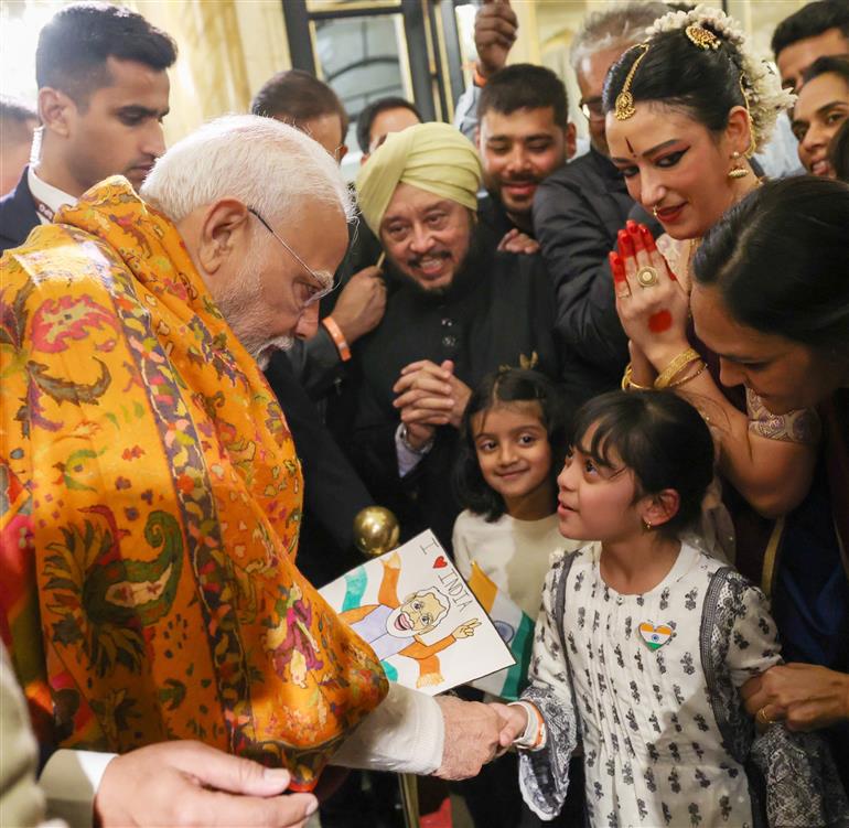 PM receives a rousing welcome by Indian community on his arrival at hotel, in Buenos Aires, Argentina on July 04, 2025.:Prime Minister's Office PM receives a rousing welcome by Indian community on his arrival at hotel, in Buenos Aires, Argentina on July 04, 2025.:Prime Minister