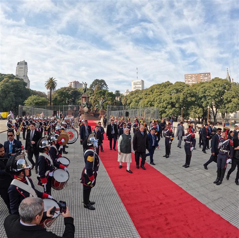 PM laying wreath at San Martin Memorial, in Buenos Aires, Argentina on July 05, 2025.:Prime Minister's Office PM laying wreath at San Martin Memorial, in Buenos Aires, Argentina on July 05, 2025.:Prime Minister