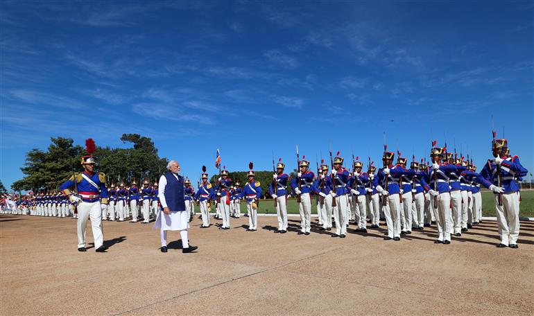 PM receives Warm Ceremonial Welcome by Brazilian President Luiz Inacio Lula da Silva with Military Honours at the Alvorada Palace in Brasilia, in Brazil on July 08, 2025.:Prime Minister's Office PM receives Warm Ceremonial Welcome by Brazilian President Luiz Inacio Lula da Silva with Military Honours at the Alvorada Palace in Brasilia, in Brazil on July 08, 2025.:Prime Minister