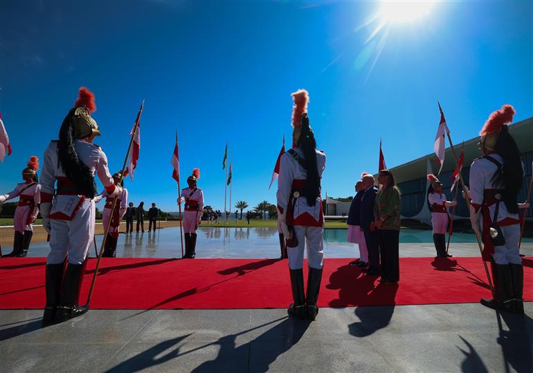 PM receives Warm Ceremonial Welcome by Brazilian President Luiz Inacio Lula da Silva with Military Honours at the Alvorada Palace in Brasilia, in Brazil on July 08, 2025.:Prime Minister's Office PM receives Warm Ceremonial Welcome by Brazilian President Luiz Inacio Lula da Silva with Military Honours at the Alvorada Palace in Brasilia, in Brazil on July 08, 2025.:Prime Minister
