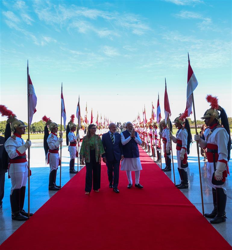 PM receives Warm Ceremonial Welcome by Brazilian President Luiz Inacio Lula da Silva with Military Honours at the Alvorada Palace in Brasilia, in Brazil on July 08, 2025.:Prime Minister's Office PM receives Warm Ceremonial Welcome by Brazilian President Luiz Inacio Lula da Silva with Military Honours at the Alvorada Palace in Brasilia, in Brazil on July 08, 2025.:Prime Minister
