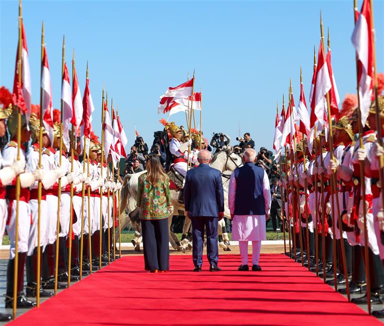 PM receives Warm Ceremonial Welcome by Brazilian President Luiz Inacio Lula da Silva with Military Honours at the Alvorada Palace in Brasilia, in Brazil on July 08, 2025.:Prime Minister's Office PM receives Warm Ceremonial Welcome by Brazilian President Luiz Inacio Lula da Silva with Military Honours at the Alvorada Palace in Brasilia, in Brazil on July 08, 2025.:Prime Minister