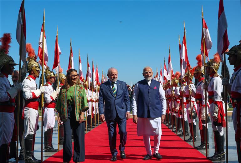 PM receives Warm Ceremonial Welcome by Brazilian President Luiz Inacio Lula da Silva with Military Honours at the Alvorada Palace in Brasilia, in Brazil on July 08, 2025.:Prime Minister's Office PM receives Warm Ceremonial Welcome by Brazilian President Luiz Inacio Lula da Silva with Military Honours at the Alvorada Palace in Brasilia, in Brazil on July 08, 2025.:Prime Minister