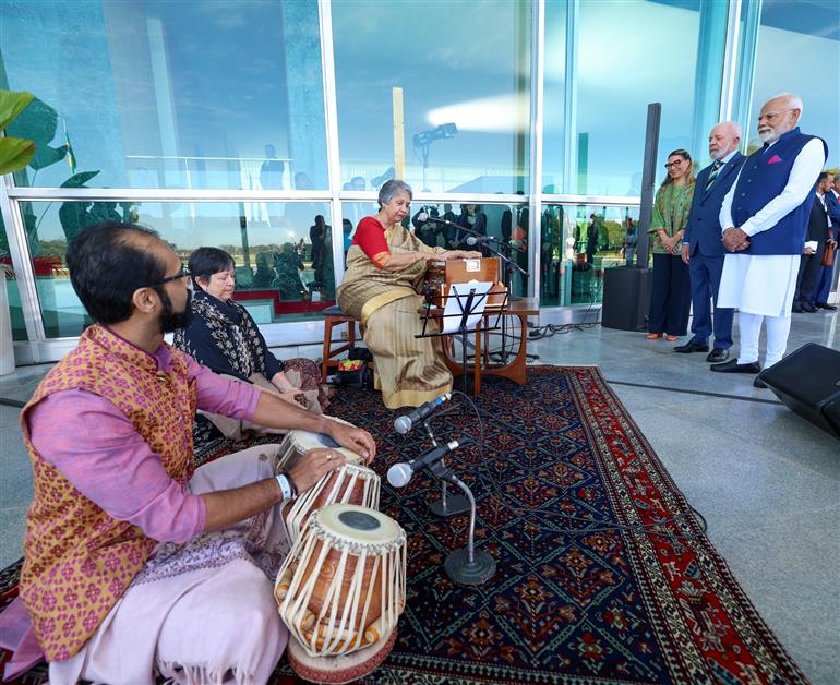 PM witnesses a captivating Indian classical music performance during his Ceremonial Welcome by Brazilian President Luiz Inacio Lula da Silva at the Alvorada Palace in Brasilia, in Brazil on July 08, 2025.:Prime Minister's Office PM witnesses a captivating Indian classical music performance during his Ceremonial Welcome by Brazilian President Luiz Inacio Lula da Silva at the Alvorada Palace in Brasilia, in Brazil on July 08, 2025.:Prime Minister
