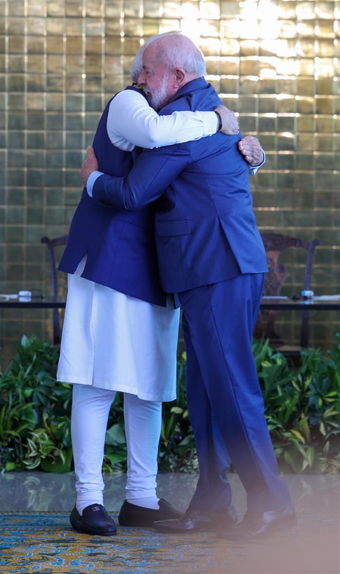 PM receiving the Brazil’s highest honour - ‘The Grand Collar of the National Order of the Southern Cross’ by the President of Brazil, Mr. Luiz Inácio Lula da Silva at Brasília, in Brazil on July 08, 2025.:Prime Minister's Office PM receiving the Brazil’s highest honour - ‘The Grand Collar of the National Order of the Southern Cross’ by the President of Brazil, Mr. Luiz Inácio Lula da Silva at Brasília, in Brazil on July 08, 2025.:Prime Minister