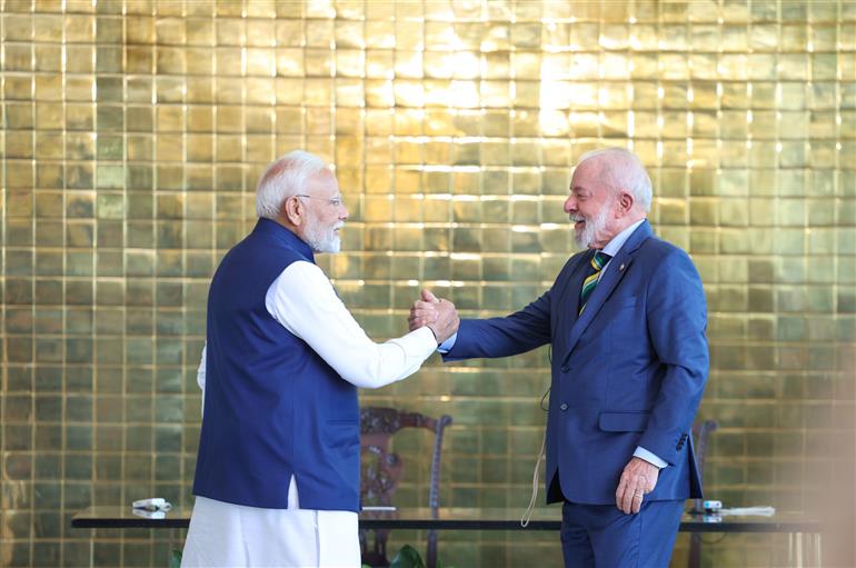 PM met the President of Brazil, Mr. Luiz Inacio Lula da Silva, ahead of the exchange of several MoUs between the two countries during the ‘Joint Press Meet’ held in Brasilia, Brazil on July 08, 2025.:Prime Minister's Office PM met the President of Brazil, Mr. Luiz Inacio Lula da Silva, ahead of the exchange of several MoUs between the two countries during the ‘Joint Press Meet’ held in Brasilia, Brazil on July 08, 2025.:Prime Minister