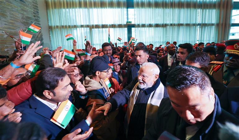 PM receives warm welcome by the Indian community at Windhoek, in Namibia on July 09, 2025.:Prime Minister's Office PM receives warm welcome by the Indian community at Windhoek, in Namibia on July 09, 2025.:Prime Minister