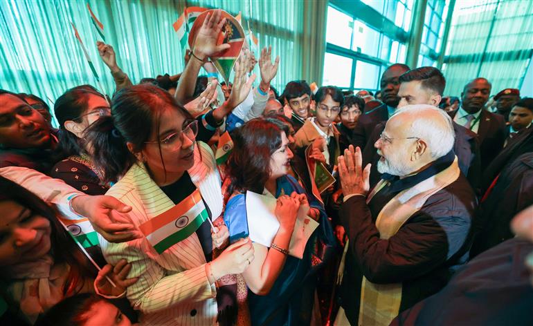 PM receives warm welcome by the Indian community at Windhoek, in Namibia on July 09, 2025.:Prime Minister's Office PM receives warm welcome by the Indian community at Windhoek, in Namibia on July 09, 2025.:Prime Minister