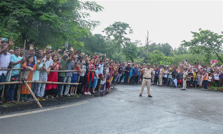 PM receives warm welcome by people on his arrival at Durgapur, in West Bengal on July 18, 2025.