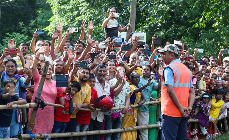 PM receives warm welcome by people on his arrival at Durgapur, in West Bengal on July 18, 2025.