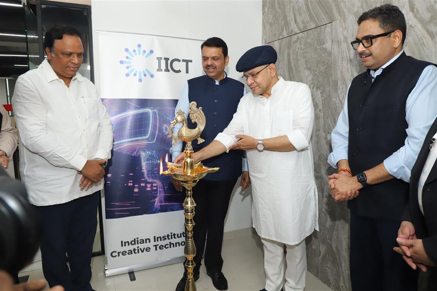 Chief Minister of Maharashtra Shri Devendra Fadnavis and Union Minister for Information & Broadcasting Shri Ashwini Vaishnaw inaugurated the classrooms and administrative complex of the Indian Institute of Creative Technologies (#IICT) at NFDC Complex, Mumbai