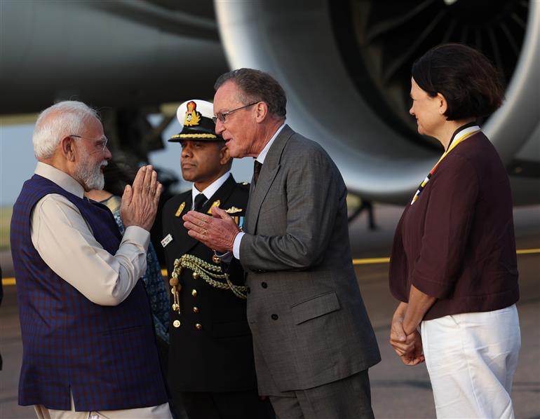 PM arrives in London, United Kingdom on July 23, 2025.:Prime Minister's Office PM arrives in London, United Kingdom on July 23, 2025.:Prime Minister