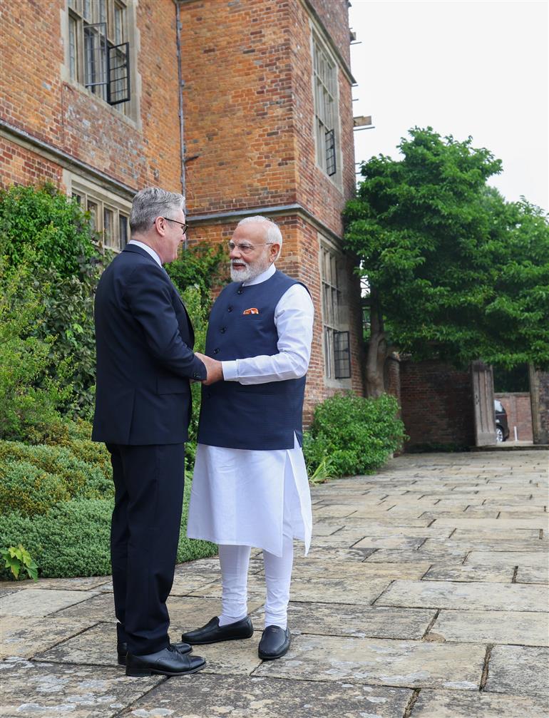 PM meeting with the Prime Minister of the United Kingdom, Mr. Keir Starmer at London, in England on July 24, 2025.:Prime Minister's Office PM meeting with the Prime Minister of the United Kingdom, Mr. Keir Starmer at London, in England on July 24, 2025.:Prime Minister