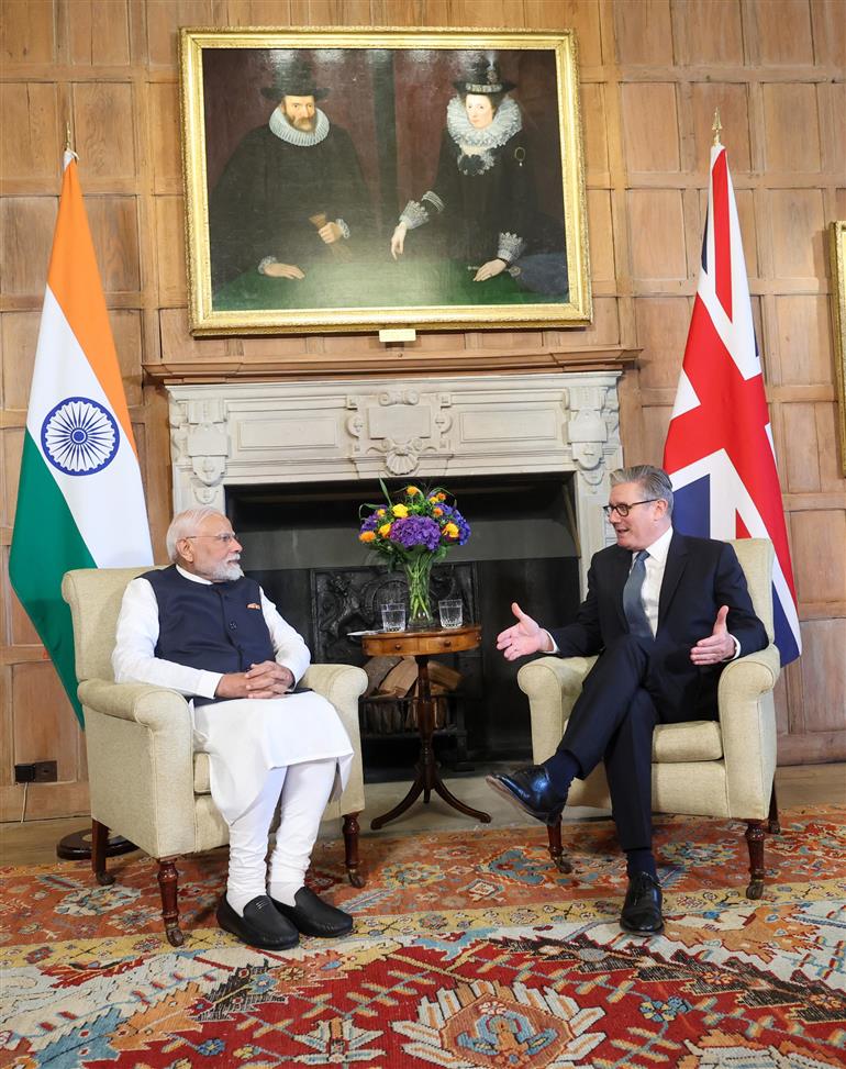PM meeting with the Prime Minister of the United Kingdom, Mr. Keir Starmer at London, in England on July 24, 2025.:Prime Minister's Office PM meeting with the Prime Minister of the United Kingdom, Mr. Keir Starmer at London, in England on July 24, 2025.:Prime Minister