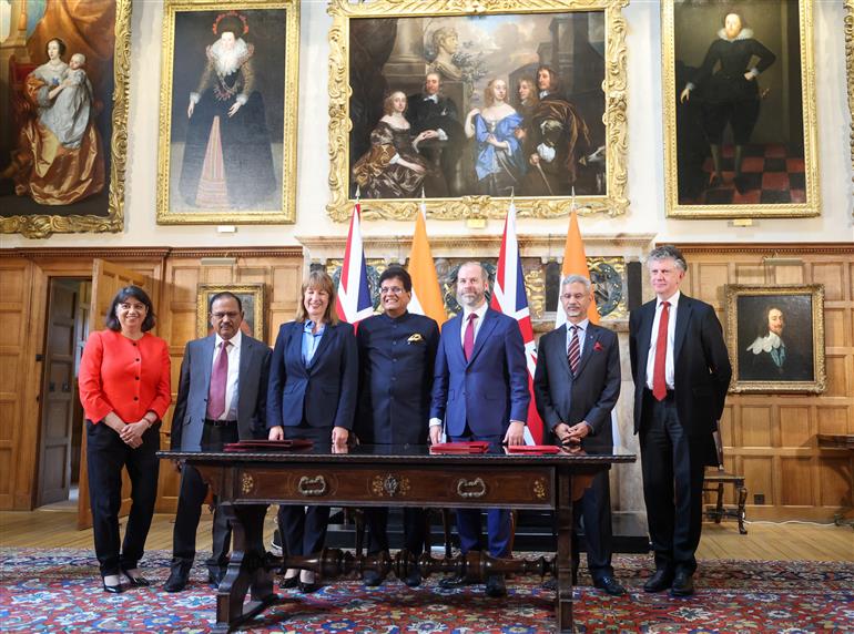 The Union Minister for Commerce and Industry, Shri Piyush Goyal and the Secretary of State for Business and Trade, Mr. Jonathan Reynolds at the Signing Ceremony of the Comprehensive Economic and Trade Agreement (CETA) at London, in England on July 24, 2025.:Prime Minister's Office The Union Minister for Commerce and Industry, Shri Piyush Goyal and the Secretary of State for Business and Trade, Mr. Jonathan Reynolds at the Signing Ceremony of the Comprehensive Economic and Trade Agreement (CETA) at London, in England on July 24, 2025.:Prime Minister