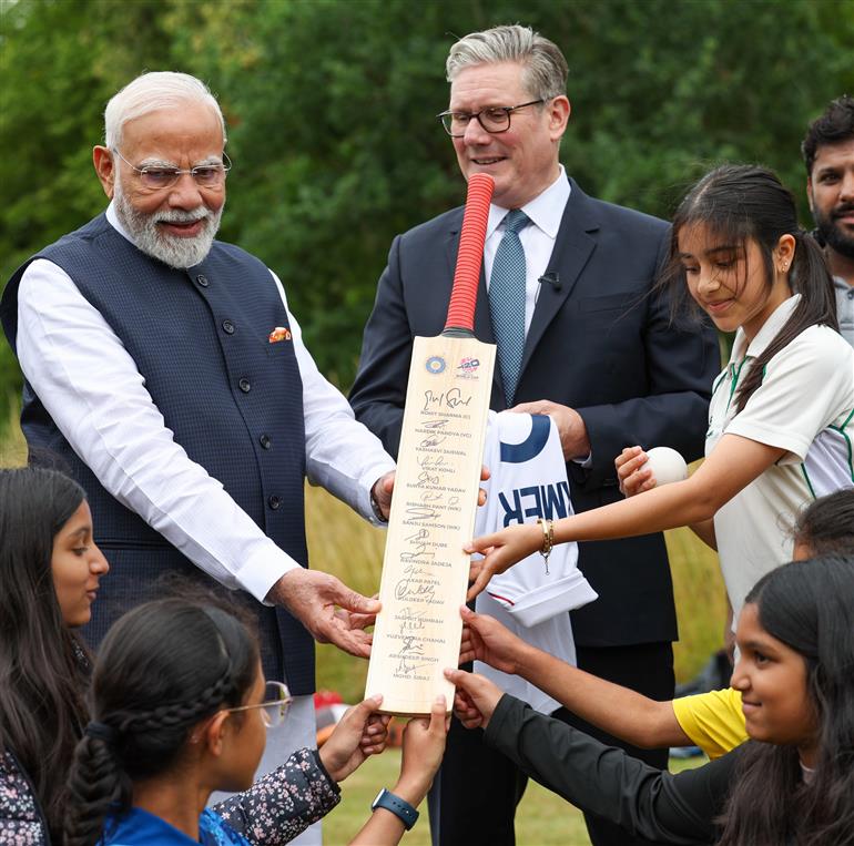 PM and the Prime Minister of the United Kingdom, Mr. Keir Starmer interaction with members of the ‘Buckingham Street Cricket Hub’ in London, England on July 24, 2025.:Prime Minister's Office PM and the Prime Minister of the United Kingdom, Mr. Keir Starmer interaction with members of the ‘Buckingham Street Cricket Hub’ in London, England on July 24, 2025.:Prime Minister
