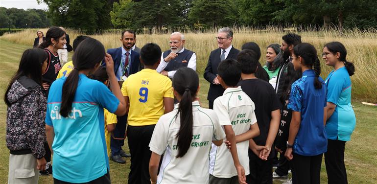 PM and the Prime Minister of the United Kingdom, Mr. Keir Starmer interaction with members of the ‘Buckingham Street Cricket Hub’ in London, England on July 24, 2025.:Prime Minister's Office PM and the Prime Minister of the United Kingdom, Mr. Keir Starmer interaction with members of the ‘Buckingham Street Cricket Hub’ in London, England on July 24, 2025.:Prime Minister