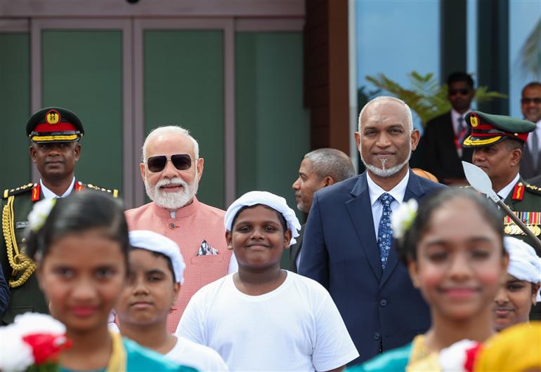 PM receives a warm welcome by the President of Maldives, Dr. Mohamed Muizzu on his arrival at Malé, in Maldives on July 25, 2025.:Prime Minister's Office PM receives a warm welcome by the President of Maldives, Dr. Mohamed Muizzu on his arrival at Malé, in Maldives on July 25, 2025.:Prime Minister