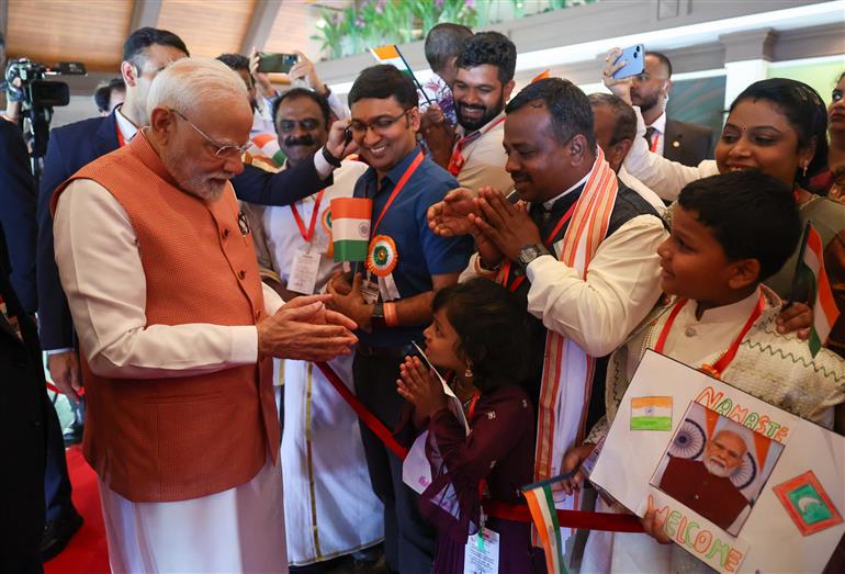PM being welcomed by Indian Diaspora at Kurumba Resort, in Maldives on July 25, 2025.:Prime Minister's Office PM being welcomed by Indian Diaspora at Kurumba Resort, in Maldives on July 25, 2025.:Prime Minister