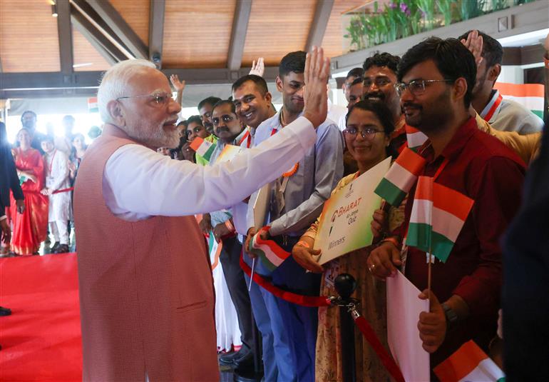 PM being welcomed by Indian Diaspora at Kurumba Resort, in Maldives on July 25, 2025.