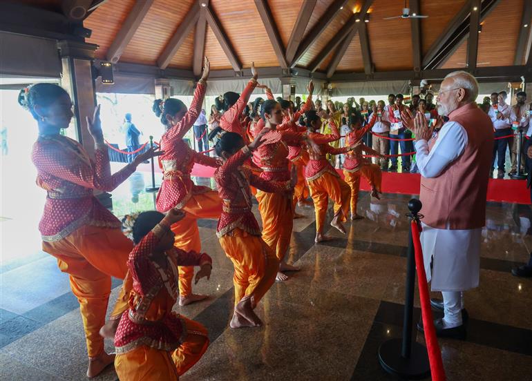 PM being welcomed by Indian Diaspora at Kurumba Resort, in Maldives on July 25, 2025.