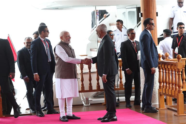 PM receives ceremonial welcome and guard of honour at Malé, in Maldives on July 25, 2025.:Prime Minister's Office PM receives ceremonial welcome and guard of honour at Malé, in Maldives on July 25, 2025.:Prime Minister