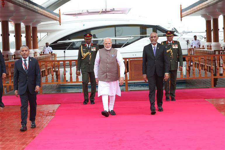 PM receives ceremonial welcome and guard of honour at Malé, in Maldives on July 25, 2025.:Prime Minister's Office PM receives ceremonial welcome and guard of honour at Malé, in Maldives on July 25, 2025.:Prime Minister