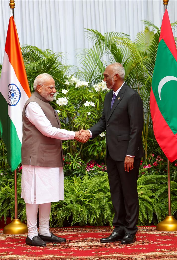 PM meets with the President of Maldives, Dr. Mohamed Muizzu at Malé, in Maldives on July 25, 2025.:Prime Minister's Office PM meets with the President of Maldives, Dr. Mohamed Muizzu at Malé, in Maldives on July 25, 2025.:Prime Minister