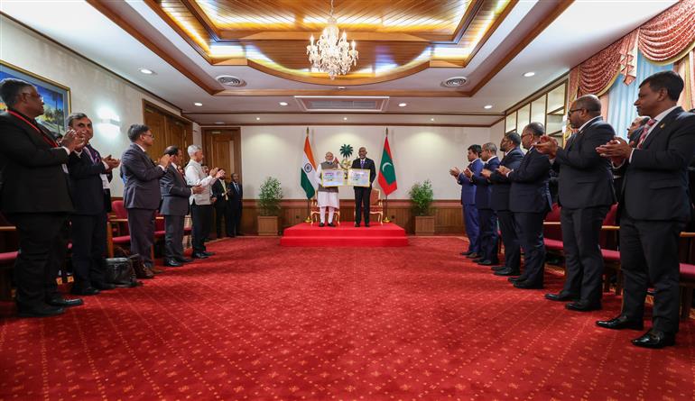 PM met the President of Maldives, Dr. Mohamed Muizzu ahead of Exchange of MoUs between India and Maldives at Malé, in Maldives on July 25, 2025.:Prime Minister's Office PM met the President of Maldives, Dr. Mohamed Muizzu ahead of Exchange of MoUs between India and Maldives at Malé, in Maldives on July 25, 2025.:Prime Minister