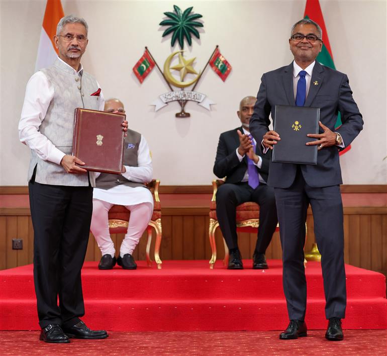 PM and the President of Maldives, Dr. Mohamed Muizzu witnessing the Signing and Exchange of several MoUs between India and Maldives at Malé, in Maldives on July 25, 2025.:Prime Minister's Office PM and the President of Maldives, Dr. Mohamed Muizzu witnessing the Signing and Exchange of several MoUs between India and Maldives at Malé, in Maldives on July 25, 2025.:Prime Minister