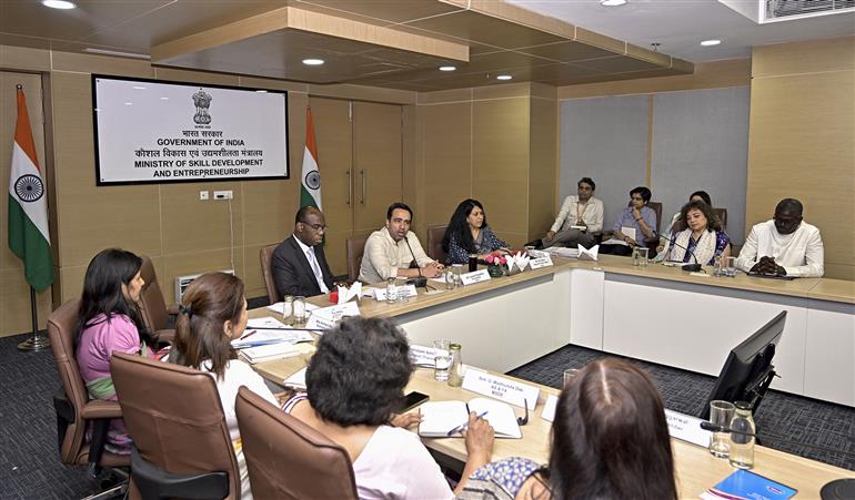 The Minister of State (Independent Charge) for Skill Development and Entrepreneurship & Education, Shri Jayant Chaudhary addressing the Skills study tour of the World Bank team from Central & West Africa, in New Delhi on July 28, 2025.