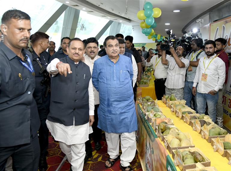 The Union Minister of Road Transport and Highways, Shri Nitin Gadkari at the 18th India Mango Festival 2025 at Talkatora Indoor Stadium, in New Delhi on July 31, 2025.