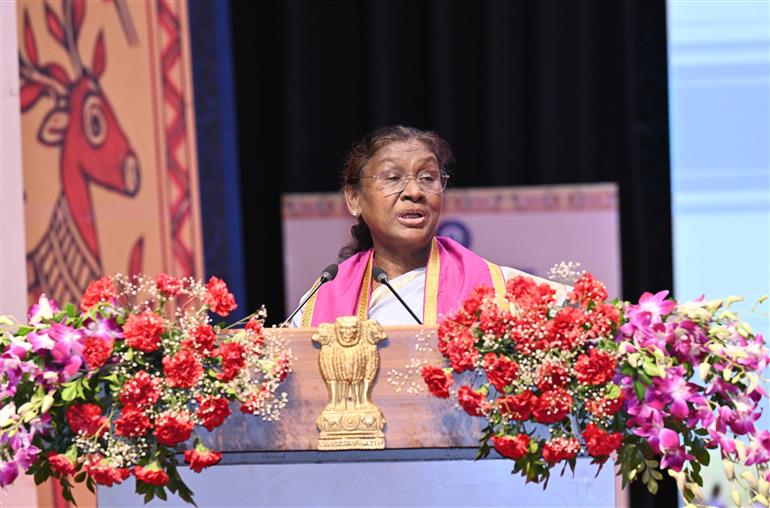 The President of India, Smt Droupadi Murmu addressing the first convocation ceremony of AIIMS, Deoghar, in Jharkhand on July 31, 2025.