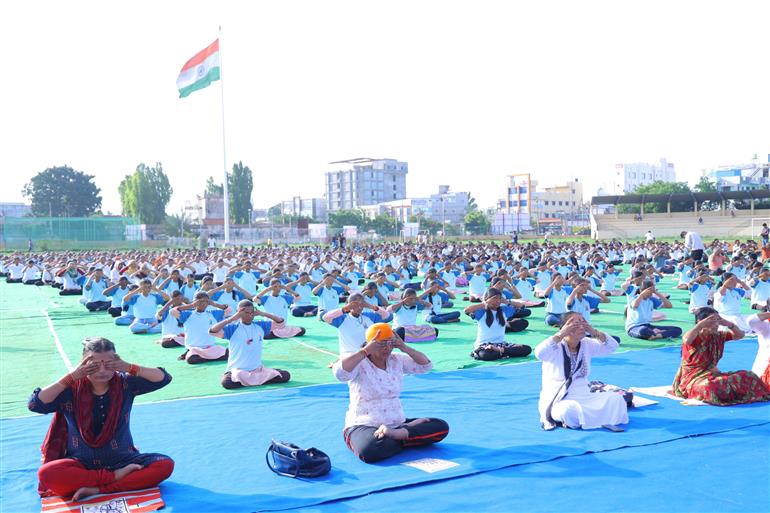 A grand yoga event was organized at Nehru Stadium in collaboration with International Naturopathy Organization (INO), Surya Foundation and Ministry of AYUSH on the occasion of 20th day pre-show to commemorate International Yoga Day-2025, on June 02, 2025.:AYUSH