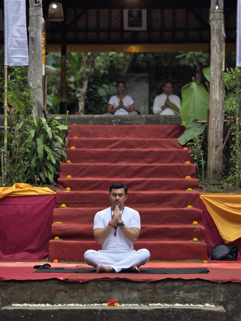 Swami Vivekananda Cultural Centre (SVCC), Bali organized the 33rd Pre-event of IDY-2025 in collaboration with Ashram Gandhi Puri, Klungkung in Indonesia on June 02, 2025.:AYUSH