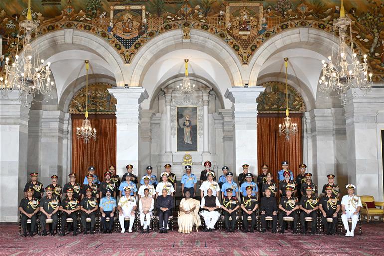 The President of India, Smt Droupadi Murmu in a group photograph at the Defence Investiture Ceremony-II held at Rashtrapati Bhavan, in New Delhi on June 04, 2025.
