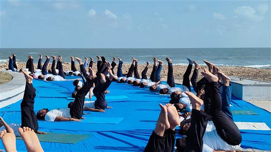 Institute of Teaching & Research In Ayurveda (ITRA) Commemorates signature event of IDY-2025, HARIT YOGA at iconic place at Shivrajpur Blue Flag Beach in Jamnagar, Gujarat, nearly 250 participants doing CYP on June 10, 2025.:AYUSH
