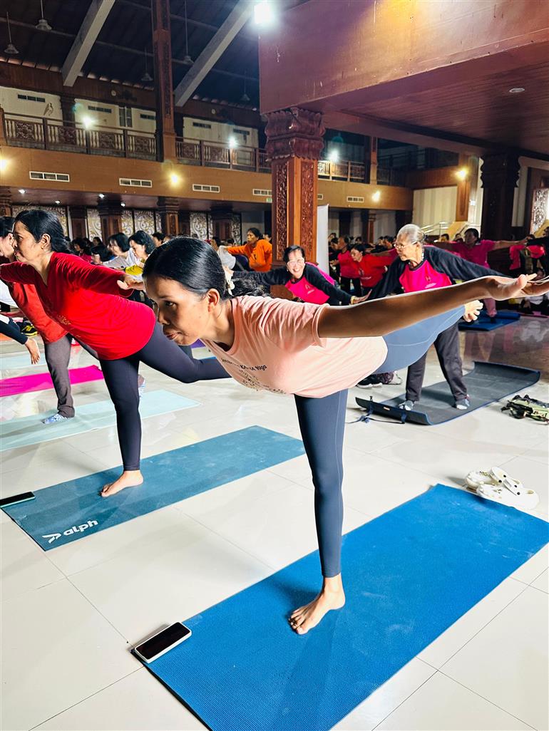 Swami Vivekananda Cultural Centre (SVCC), Bali in collaboration with Jembrana Kapha Yoga Community, organized the 40th pre-event of IDY2025 at Auditorium Pemkab Jembrana, in Indonesia on June 12, 2025.
