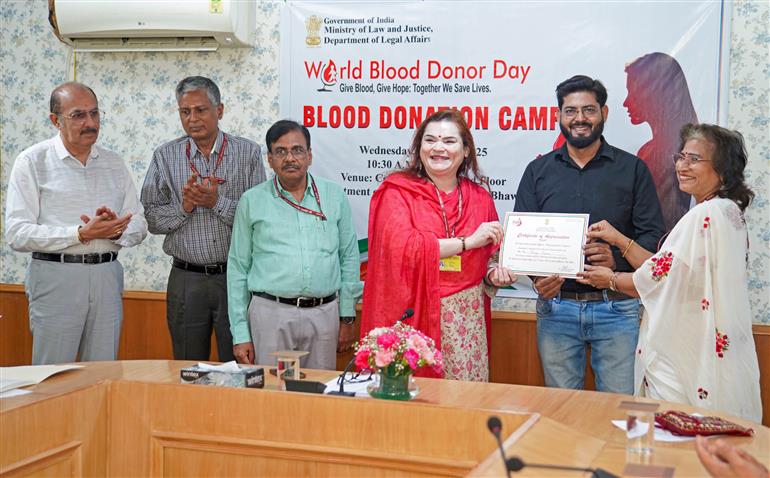 The Secretary, Department of Legal Affairs, Ministry of Law and Justice, Dr. Anju Rathi Rana graced the blood donation camp held to marking the ‘World Blood Donor Day’ at Shastri Bhawan, in New Delhi on June 13, 2025.
