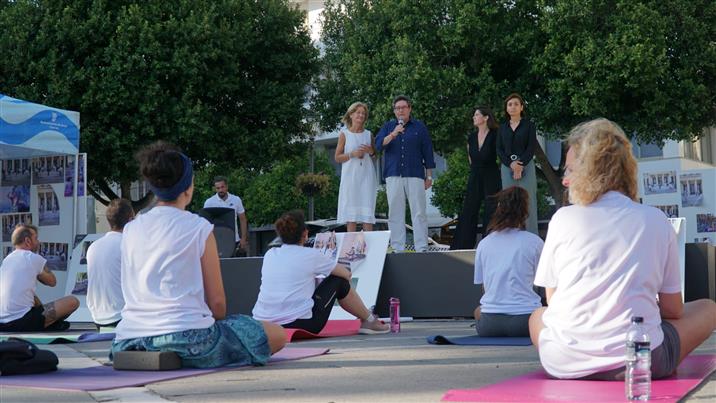 A pleasant evening towards shared well-being and harmony, echoing the theme Yoga for One Earth, One Health to marking the International Day of Yoga 2025 journey continued in Jerez, Spain with an energizing session in collaboration with Centro Yoga, Jerez at Plaza del Arenal on 15th June 2025.:AYUSH
