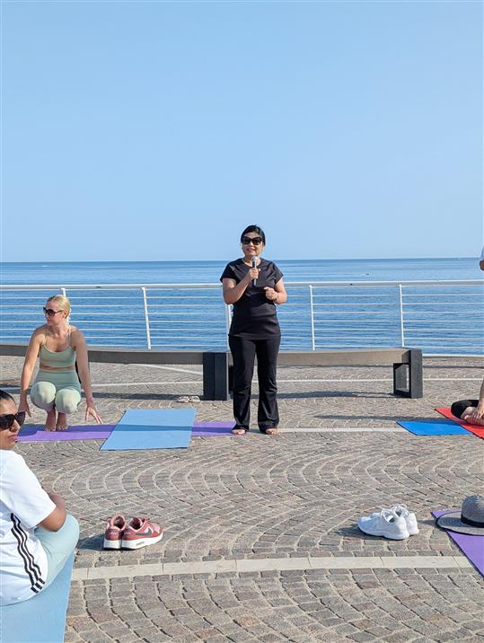 In preparations for the celebrations of the International Day of Yoga 2025, High Commission of India, Malta organised a Yoga curtain raiser event in collaboration with Malta National Aquarium, Qawra on June 08, 2025.:AYUSH