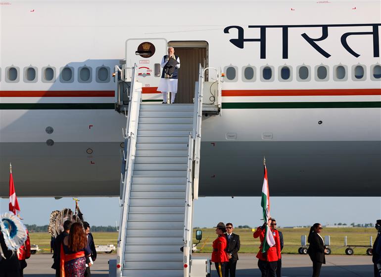PM arrives at Calgary Airport, in Canada on June 16, 2025.:Prime Minister's Office PM arrives at Calgary Airport, in Canada on June 16, 2025.:Prime Minister