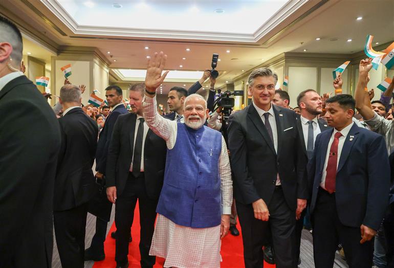 PM receives warm welcome by the Indian community, in Croatia on June 18, 2025.:Prime Minister's Office PM receives warm welcome by the Indian community, in Croatia on June 18, 2025.:Prime Minister