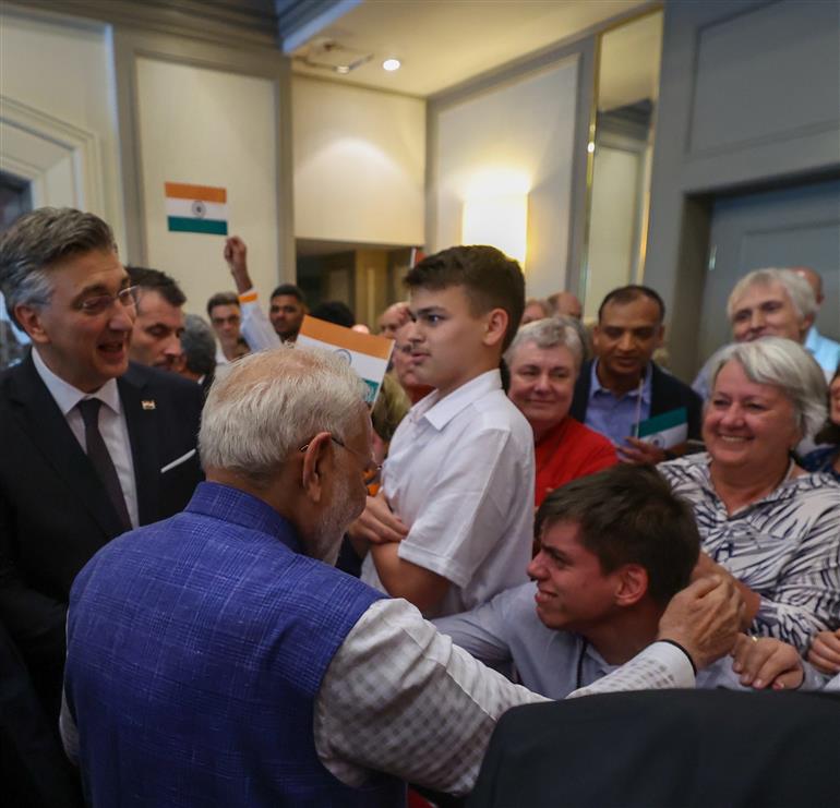 PM receives warm welcome by the Indian community, in Croatia on June 18, 2025.:Prime Minister's Office PM receives warm welcome by the Indian community, in Croatia on June 18, 2025.:Prime Minister