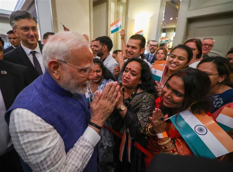 PM receives warm welcome by the Indian community, in Croatia on June 18, 2025.:Prime Minister's Office PM receives warm welcome by the Indian community, in Croatia on June 18, 2025.:Prime Minister