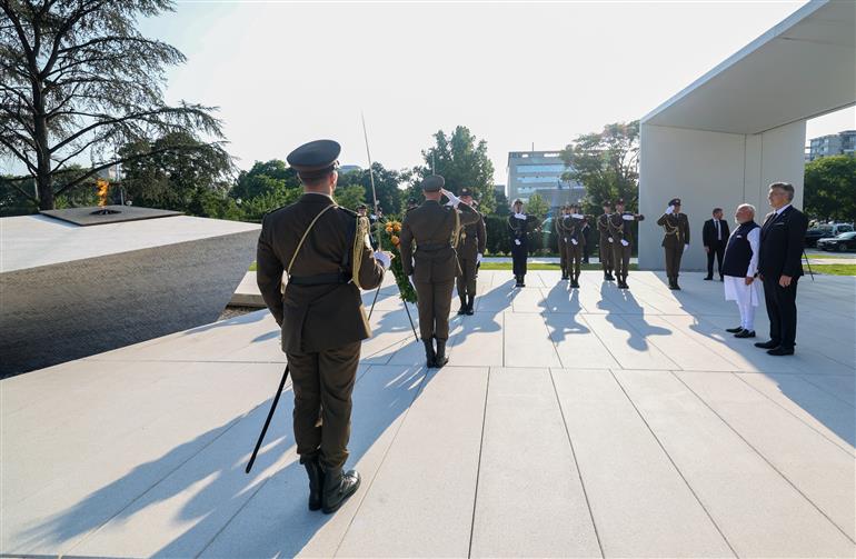 PM lays a wreath at the Monument of the Homeland at Zagreb, in Croatia on June 18, 2025.:Prime Minister's Office PM lays a wreath at the Monument of the Homeland at Zagreb, in Croatia on June 18, 2025.:Prime Minister