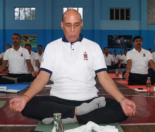 The Union Minister for Defence, Shri Rajnath Singh participated in the celebration of the 11th International Day of Yoga (IDY) 2025 at Northern Command, Udhampur, in Jammu & Kashmir on June 21, 2025. :Ministry of Defence