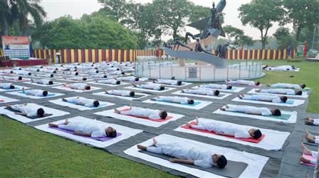 Glimpses of the celebration of 11th International Day of Yoga (IDY) 2025 organised at Army Hospital (Research & Referral), in New Delhi on June 21, 2025.:Ministry of Defence
